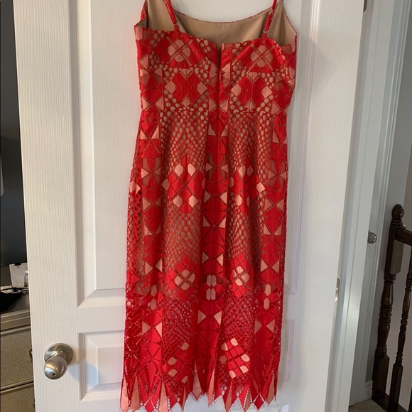 BCBG Dress - size 4 - Picture 3 of 3